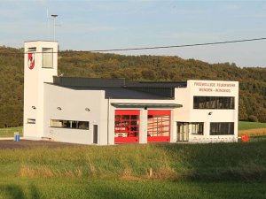 FF Winden-Windegg Feuerwehrhaus Referenz der blaulichtSMS die Zusatzalarmierung via Alarm App für Feuerwehr Rettung THW Bergwacht und Co