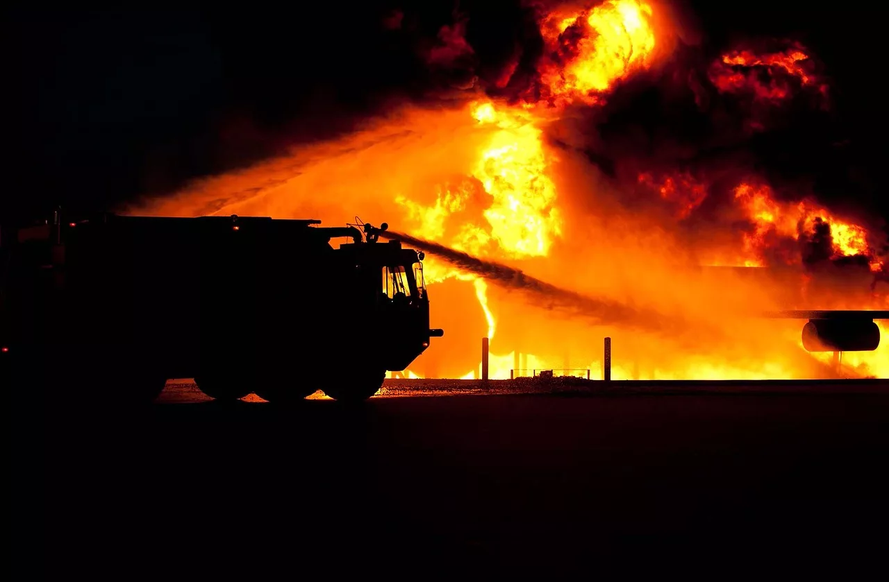 Brandeinsatz Feuerwehr Artikelbild blaulichtSMS Zusatzalarmierung